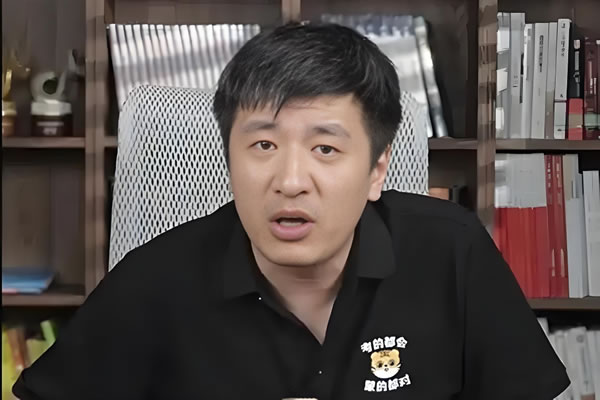 从张雪峰生辰八字看其2026年表现