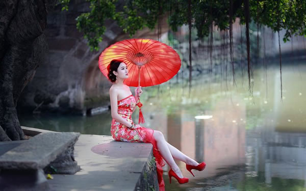 1964年属龙的人2025年生肖运势如何