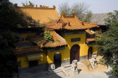 为什么很多灵签中有笑杯,抽到笑杯怎么办