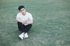 ��θ��ݰ���ѡ���ֻ�����ͳ��ƺ�