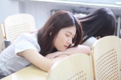 ɳ�н�����Ů�˵�����